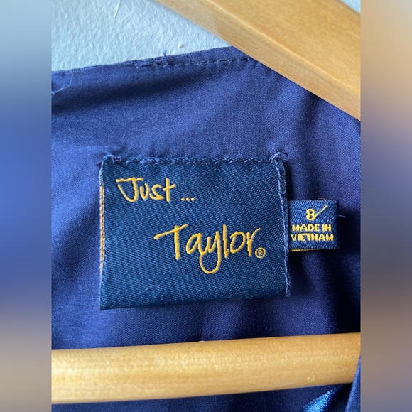 Just Taylor Navy blue embellished dress - Picture 4 of 4